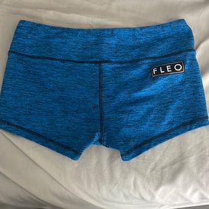 Size small OG Fleo